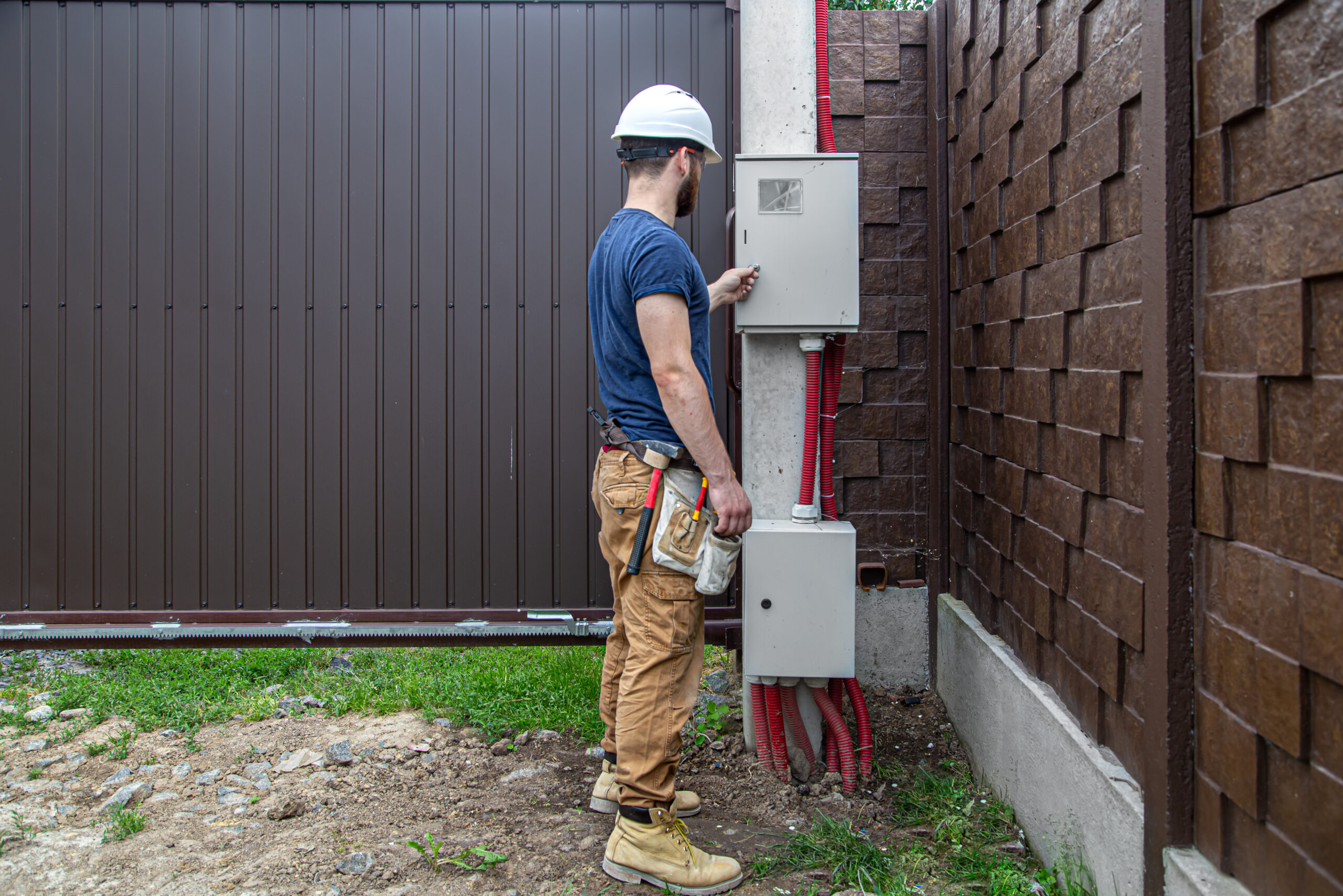 DIY-or-Professional-What-You-Need-for-Electric-Gate-Installation-scaled.